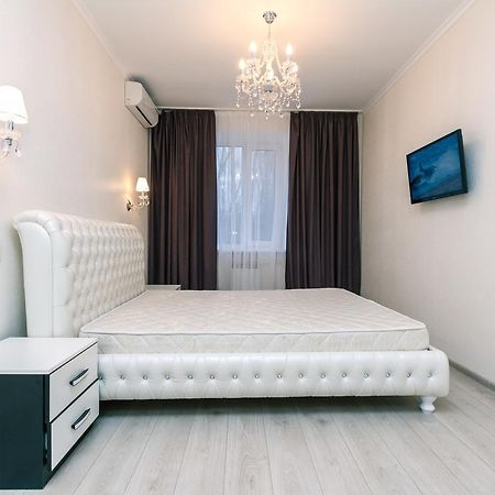 Luxcenterapartment Kiev Esterno foto